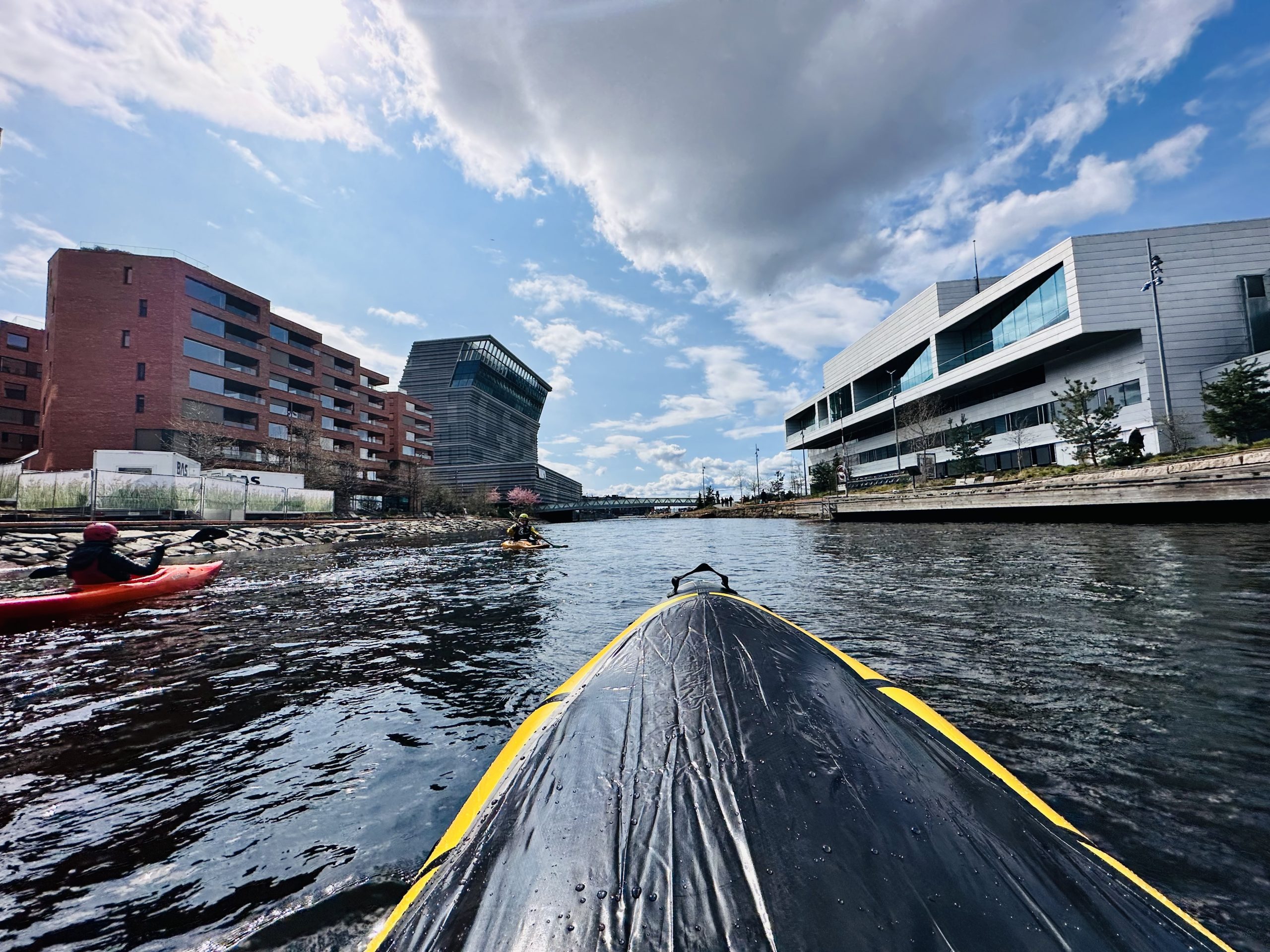 Packrafting ned Akersleva i Oslo